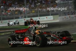 28.09.2008 Singapore City, Singapore,  Lewis Hamilton (GBR), McLaren Mercedes, MP4-23 - Formula 1 World Championship, Rd 15, Singapore Grand Prix, Sunday Race