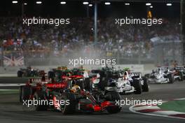 28.09.2008 Singapore City, Singapore,  Lewis Hamilton (GBR), McLaren Mercedes, MP4-23 - Formula 1 World Championship, Rd 15, Singapore Grand Prix, Sunday Race