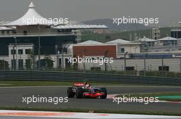 09.05.2008 Istanbul, Turkey,  Heikki Kovalainen (FIN), McLaren Mercedes, MP4-23 and a glove on the track - Formula 1 World Championship, Rd 5, Turkish Grand Prix, Friday Practice