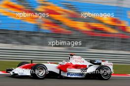 09.05.2008 Istanbul, Turkey,  Jarno Trulli (ITA), Toyota Racing, TF108 - Formula 1 World Championship, Rd 5, Turkish Grand Prix, Friday Practice