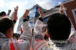 11.05.2008 Istanbul, Turkey,  McLaren Mercedes mechanics - Formula 1 World Championship, Rd 5, Turkish Grand Prix, Sunday Podium