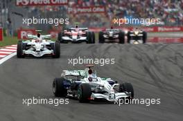 11.05.2008 Istanbul, Turkey,  Jenson Button (GBR), Honda Racing F1 Team leads Rubens Barrichello (BRA), Honda Racing F1 Team - Formula 1 World Championship, Rd 5, Turkish Grand Prix, Sunday Race