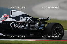 11.05.2008 Istanbul, Turkey,  Kazuki Nakajima (JPN), Williams F1 Team, FW30 with his rear missing - Formula 1 World Championship, Rd 5, Turkish Grand Prix, Sunday Race