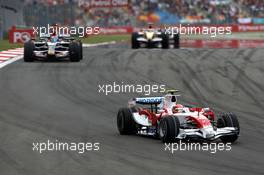 11.05.2008 Istanbul, Turkey,  Timo Glock (GER), Toyota F1 Team, Sebastian Bourdais (FRA), Scuderia Toro Rosso - Formula 1 World Championship, Rd 5, Turkish Grand Prix, Sunday Race