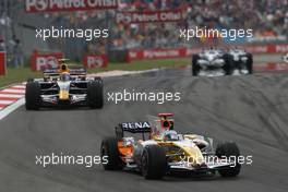 11.05.2008 Istanbul, Turkey,  Fernando Alonso (ESP), Renault F1 Team, R28 - Formula 1 World Championship, Rd 5, Turkish Grand Prix, Sunday Race