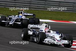 11.05.2008 Istanbul, Turkey,  Robert Kubica (POL), BMW Sauber F1 Team, Nico Rosberg (GER), Williams F1 Team  - Formula 1 World Championship, Rd 5, Turkish Grand Prix, Sunday Race
