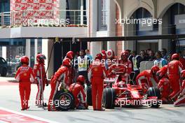 10.05.2008 Istanbul, Turkey,  Kimi Raikkonen (FIN), Räikkönen, Scuderia Ferrari, F2008 pit stop - Formula 1 World Championship, Rd 5, Turkish Grand Prix, Saturday Qualifying