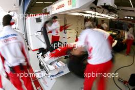 10.05.2008 Istanbul, Turkey,  Jarno Trulli (ITA), Toyota F1 Team - Formula 1 World Championship, Rd 5, Turkish Grand Prix, Saturday Practice