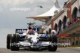 10.05.2008 Istanbul, Turkey,  Robert Kubica (POL), BMW Sauber F1 Team, F1.08 - Formula 1 World Championship, Rd 5, Turkish Grand Prix, Saturday Qualifying