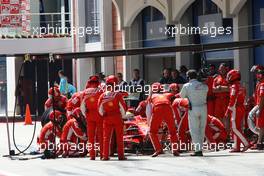 10.05.2008 Istanbul, Turkey,  Felipe Massa (BRA), Scuderia Ferrari, F2008 pit stop - Formula 1 World Championship, Rd 5, Turkish Grand Prix, Saturday Qualifying