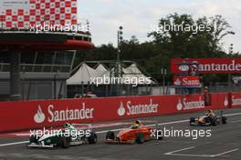 13.09.2008 Monza, Italy,  Tiago Geronimi (BRA), Eifelland Racing leads Esteban Gutierrez (MEX), Josef-Kaufmann-Racing - Formula BMW Europe 2008, Rd 15 & 16, Monza, Saturday Race