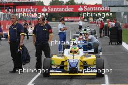 13.09.2008 Monza, Italy,  Thomas Hillsdon (GBR), Motaworld Racing - Formula BMW Europe 2008, Rd 15 & 16, Monza, Saturday Pre-Race Grid