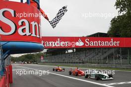 14.09.2008 Monza, Italy,  Winner, 1st, Tiago Geronimi (BRA), Eifelland Racing, 2nd, Marco Wittmann (GER), Josef-Kaufmann-Racing, 3rd, Esteban Gutierrez (MEX), Josef-Kaufmann-Racing - Formula BMW Europe 2008, Rd 15 & 16, Monza, Sunday Race