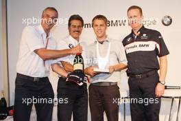 14.09.2008 Monza, Italy,  Formula BMW Europe Prize Giving - l-r, Klaus Draeger (GER), BMW AG Member of the Board, Mario Theissen (GER), BMW Sauber F1 Team, BMW Motorsport Director, Lars Kaufmann, Winning Constructor, and Carlos Baart, Konica Minolta - Formula BMW Europe 2008, Rd 15 & 16, Monza, Sunday Podium