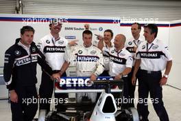 06.12.2008 Mexico City, Mexico,  Last years winner Philipp Eng (AT) on his Formula One drive with the BMW Sauber F1 Team gets a Rookie hair cut from the F1 Team, Formula BMW World Final 2008 at the Autodromo Hermanos Rodríguez, 4th-7th of December 2008