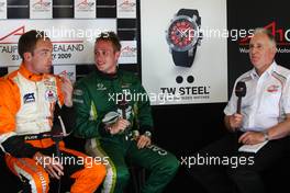 24.01.2009 Taupo, New Zealand,  Robert Doornbos (NED), driver of A1 Team Netherlands and Adam Carroll (IRL), driver of A1 Team Ireland press conference - A1GP World Cup of Motorsport 2008/09, Round 4, Taupo, Saturday Practice - Copyright A1GP - Free for editorial usage