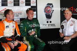 24.01.2009 Taupo, New Zealand,  Robert Doornbos (NED), driver of A1 Team Netherlands and Adam Carroll (IRL), driver of A1 Team Ireland press conference - A1GP World Cup of Motorsport 2008/09, Round 4, Taupo, Saturday Practice - Copyright A1GP - Free for editorial usage