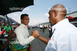 22.02.2009 Johannesburg, South Africa,  Adrian Zaugg (RSA), driver of A1 Team South Africa and  Tokyo Sexwale (RSA), Seat Holder A1 Team South Africa - A1GP World Cup of Motorsport 2008/09, Round 5, Gauteng, Sunday Race 1 - Copyright A1GP - Free for editorial usage