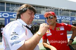 21.02.2009 Johannesburg, South Africa,  Tony Teixeira, A1GP Chairman and Felipe Massa (BRA) - A1GP World Cup of Motorsport 2008/09, Round 5, Gauteng, Saturday Qualifying - Copyright A1GP - Free for editorial usage