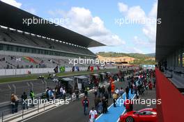 11.04.2009 Portimao, Portugal,  pitlane atmosphere - A1GP World Cup of Motorsport 2008/09, Round 6, Algarve, Saturday - Copyright A1GP - Free for editorial usage