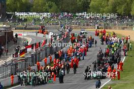 03.05.2009 Fawkham, England,  The grid - A1GP World Cup of Motorsport 2008/09, Round 7, Brands Hatch, Sunday Race 1 - Copyright A1GP - Free for editorial usage