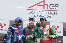 03.05.2009 Fawkham, England,  Narain Karthikeyan (IND), driver of A1 Team India, Adam Carroll (IRL), driver of A1 Team Ireland and Salvador Duran (MEX), driver of A1 Team Mexico - A1GP World Cup of Motorsport 2008/09, Round 7, Brands Hatch, Sunday Race 1 - Copyright A1GP - Free for editorial usage