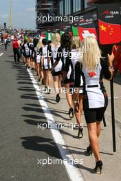 02.05.2009 Fawkham, England,  Grid girls - A1GP World Cup of Motorsport 2008/09, Round 7, Brands Hatch, Saturday - Copyright A1GP - Free for editorial usage