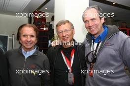03.05.2009 Fawkham, England,  Emerson Fittipaldi (BRA), Seat Holder of A1 Team Brazil with Herman Tilke (GER), Race Circuit design Engineer  and Max Welti (SUI), Seat holder of A1 Team Switzerland - A1GP World Cup of Motorsport 2008/09, Round 7, Brands Hatch, Sunday - Copyright A1GP - Free for editorial usage