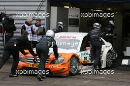 10.10.2009 Dijon, France,  Gary Paffett (GBR), Team HWA AG, AMG Mercedes C-Klasse pushed back to garage - DTM 2009 at Circuit Dijon Prenois, Dijon, France