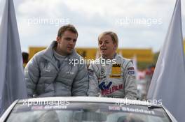 11.10.2009 Dijon, France,  Jamie Green (GBR), Persson Motorsport, AMG Mercedes C-Klasse and Susie Stoddart (GBR), Persson Motorsport, AMG Mercedes C-Klasse - DTM 2009 at Circuit Dijon Prenois, Dijon, France