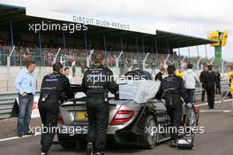 11.10.2009 Dijon, France,  Bruno Spengler (CAN), Team HWA AG, AMG Mercedes C-Klasse on the grid - DTM 2009 at Circuit Dijon Prenois, Dijon, France