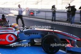 21.01.2009 Portim‹o, Portugal,  Lewis Hamilton (GBR), McLaren Mercedes, in the new MP4-24 - Formula 1 Testing, Algarve MotorPark