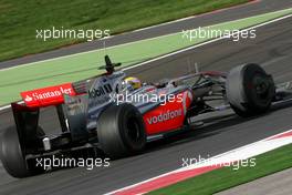 21.01.2009 Portim‹o, Portugal,  Lewis Hamilton (GBR), McLaren Mercedes, in the new MP4-24  - Formula 1 Testing, Algarve MotorPark