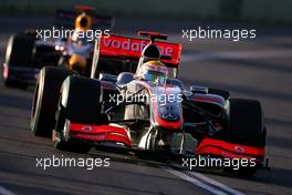 27.03.2009 Melbourne, Australia,  Lewis Hamilton (GBR), McLaren Mercedes - Formula 1 World Championship, Rd 1, Australian Grand Prix, Friday Practice