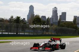 27.03.2009 Melbourne, Australia,  Lewis Hamilton (GBR), McLaren Mercedes, MP4-24 - Formula 1 World Championship, Rd 1, Australian Grand Prix, Friday Practice