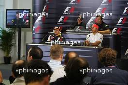 27.03.2009 Melbourne, Australia,  Fernando Alonso (ESP), Renault F1 Team, Sébastien Buemi (SUI), Scuderia Toro Rosso, Lewis Hamilton (GBR), McLaren Mercedes, Mark Webber (AUS), Red Bull Racing - Formula 1 World Championship, Rd 1, Australian Grand Prix, Friday Press Conference