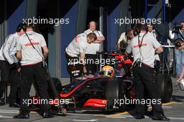 27.03.2009 Melbourne, Australia,  Lewis Hamilton (GBR), McLaren Mercedes - Formula 1 World Championship, Rd 1, Australian Grand Prix, Friday Practice