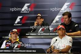 27.03.2009 Melbourne, Australia,  Fernando Alonso (ESP), Renault F1 Team, Sébastien Buemi (SUI), Scuderia Toro Rosso, Lewis Hamilton (GBR), McLaren Mercedes, Mark Webber (AUS), Red Bull Racing - Formula 1 World Championship, Rd 1, Australian Grand Prix, Friday Press Conference