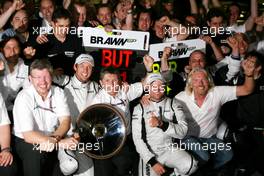 29.03.2009 Melbourne, Australia,  Ross Brawn (GBR) Team Principal, Brawn GP, Jenson Button (GBR), Brawn GP, Nick Fry (GBR), Brawn GP, Chief Executive Officer, Rubens Barrichello (BRA), Brawn GP, Sir Richard Branson (GBR), Virgin Group CEO  - Formula 1 World Championship, Rd 1, Australian Grand Prix, Sunday Podium