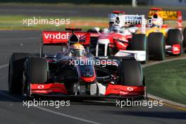 29.03.2009 Melbourne, Australia,  Lewis Hamilton (GBR), McLaren Mercedes, MP4-24 leads Jarno Trulli (ITA), Toyota Racing, TF109 - Formula 1 World Championship, Rd 1, Australian Grand Prix, Sunday Race