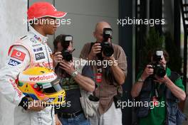 26.03.2009 Melbourne, Australia,  Lewis Hamilton (GBR), McLaren Mercedes - Formula 1 World Championship, Rd 1, Australian Grand Prix, Thursday