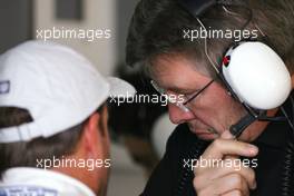 10.03.2009 Barcelona, Spain,  Rubens Barrichello (BRA), Brawn GP and Ross Brawn (GBR) Team Principal, Brawn GP  - Formula 1 Testing, Barcelona