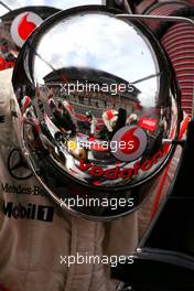 11.03.2009 Barcelona, Spain,  Lewis Hamilton (GBR), McLaren Mercedes, MP4-24  - Formula 1 Testing, Barcelona