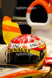 11.03.2009 Barcelona, Spain,  Fernando Alonso (ESP), Renault F1 Team, R29  - Formula 1 Testing, Barcelona