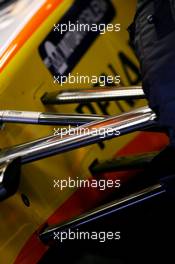 11.03.2009 Barcelona, Spain,  Renault F1 Team front suspension - Formula 1 Testing, Barcelona