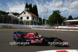 28.08.2009 Francorchamps, Belgium,  Sebastien Buemi (SUI), Scuderia Toro Rosso  - Formula 1 World Championship, Rd 12, Belgian Grand Prix, Friday Practice