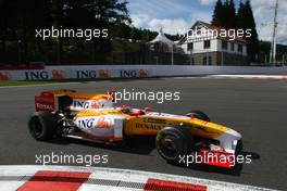 28.08.2009 Francorchamps, Belgium,  Fernando Alonso (ESP), Renault F1 Team  - Formula 1 World Championship, Rd 12, Belgian Grand Prix, Friday Practice