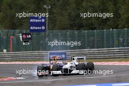 30.08.2009 Francorchamps, Belgium,  Mark Webber (AUS), Red Bull Racing, Nick Heidfeld (GER), BMW Sauber F1 Team - Formula 1 World Championship, Rd 12, Belgian Grand Prix, Sunday Race