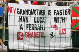 30.08.2009 Francorchamps, Belgium,  A FAN Banner for Luca Badoer (ITA), Scuderia Ferrari - Formula 1 World Championship, Rd 12, Belgian Grand Prix, Sunday
