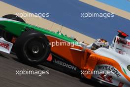 24.04.2009 Manama, Bahrain,  Adrian Sutil (GER), Force India F1 Team, VJM-02, VJM02, VJM 02- Formula 1 World Championship, Rd 4, Bahrain Grand Prix, Friday Practice